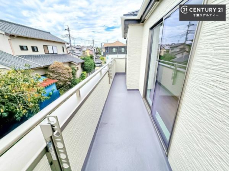 oRj[ zǍDȃoRj[łIꂽɂ͐nJIȎԂy߂܂B