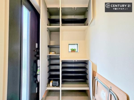  V[Y{bNXtȂ̂ŁAւЕt|₷łI
XbLւŌ˂JuԁÂSnԂo}Ă܂B
