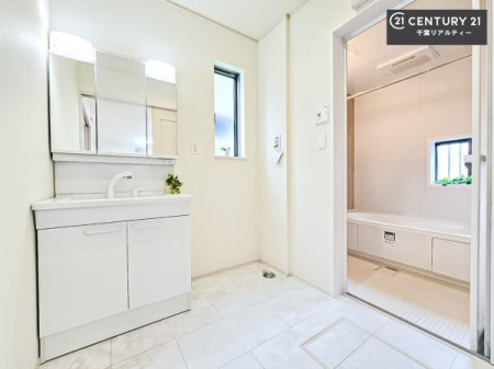 ʑEʏ Oʋdl̐ʏ́AgȂ݂₷I͎[ɂȂĂ܂BhC[₨ϓЕt̂ŐʑXbLƌ邱Ƃo܂I