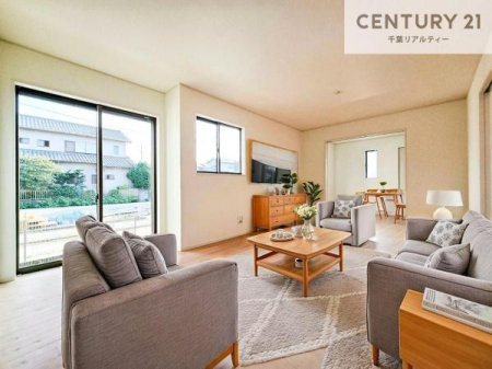 rO ƋCGp[XłBSnǂrO͉ƑRƏW܂܂BƑcR̎ԂłBƑƁAw[Ԃ߂łˁB邭JIȋԂłB