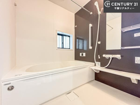  l͋̕C̃oX[́AoĂăoX^C[I
d撣Ă邲JɂD݂̓̓܂āAył݂Ă͂ł傤H