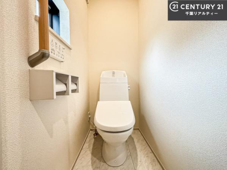 gC 1E2KɃgC܂I̖Zԑт҂ɂ݂łˁBƂ̂gCłꂪ₷łI