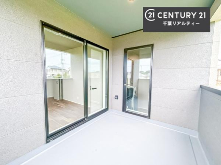 oRj[ Ci[oRj[ItĂ̂ŁA}ɉJ~ĂGɂSIJbgĂ̂ŁAVC̗ǂ́AO֏oĐ[ċẑ悳łI