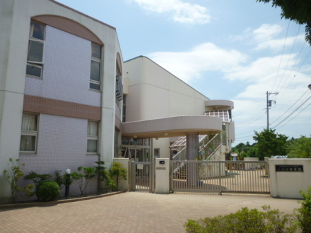 ӊ yctEۈ牀zӂΕۈ牀F569m