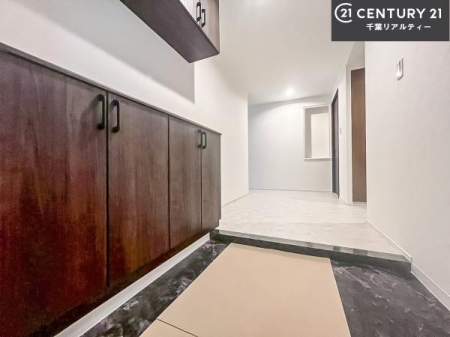  V[Y{bNXtȂ̂ŁAւЕt|₷łI
XbLւŌ˂JuԁÂSnԂo}Ă܂B