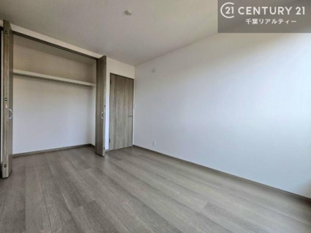 �Q�� ���[�X�y�[�X�����Ă��܂��I�������X�b�L�����ڂ��鎖���ł��܂��ˁB
�Ƌ��I�΂Ȃ��V���v���ȃf�U�C���ׁ̈A�Ƌ��I�΂����C�ɓ���̋�ԍ�肪�ł������ł��ˁB