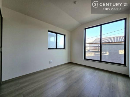 �m�� �|���o�����̂��邨�����́A�O�̌i�F���y���݂Ȃ��疾�邭�J���I�B�\���ȍ̌���������A�������������͋C�����₷���A�������Ƃ���������ԂƂ��ĐQ���ɍœK�ł��B