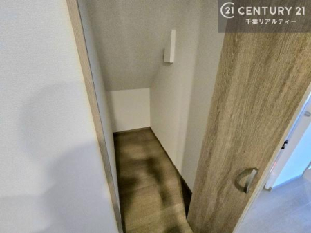 ���[ �����Ղ�̎��[�X�y�[�X�ŁA��炵���������萮���Z�܂��B�Ƒ��̉ו������ꂢ�ɕЕt���A���������K�ɉ߂����܂��B