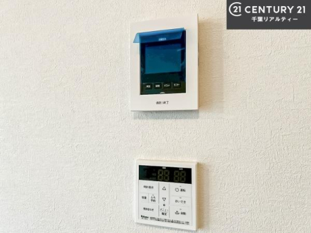 ̑ TVj^[tC^[złql̂ԒȂǂSłˁB
{^ЂƂłC̏ƂƂ̂II[goXB