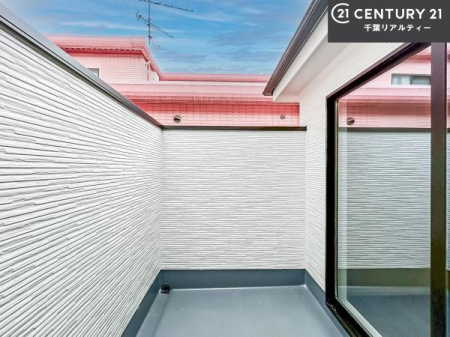 Z˂̒]ʐ^ ZXłI͂ɂ͍ȂA󂪍LJAz傫Ղ邱Ƃ܂IC̗ǂʂ蔲X݂łI