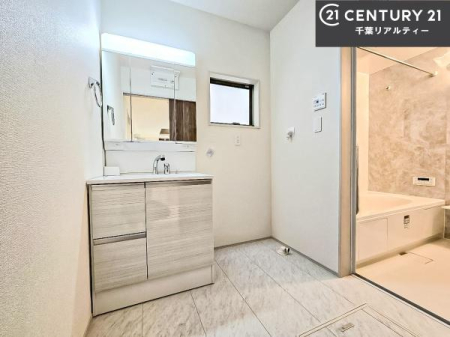 ʑEʏ t̖邢ʎłICɓւłĐɕۂƂł܂IRނ̂łς̎dオǂȂ܂ˁI