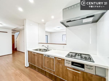 Lb` R͎Ôł̓isł܂B
OtłBXy[XLXĂ׍Ƃ₷Ig肪ǂVXeLb`łI