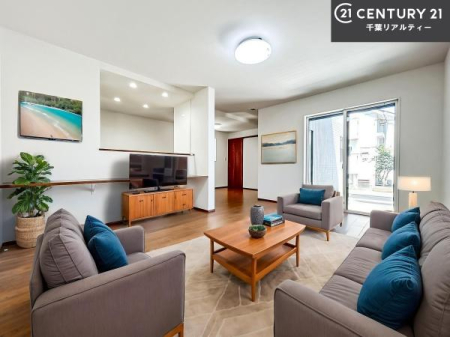 rO ƋCGp[XłBĴLXLDKI\t@[_CjOe[uuĂɂȂȂ̂ŉKɉ߂܂I
R~jP[V₷邢rOłI