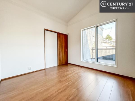 m oRj[ɖʂĂmłB邭肪ACł܂INāAOɏoĔwLт[ċzǂ}邱ƂołˁI