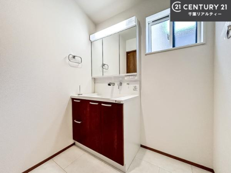 ʑEʏ t̖邢ʎłICɓւłĐɕۂƂł܂IRނ̂łς̎dオǂȂ܂ˁI