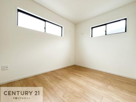 q VvɃfUCĂ邽߁AƋIт܂I
Cɓ̉ƋuĂ낰Ԃ邱Ƃł܂B
