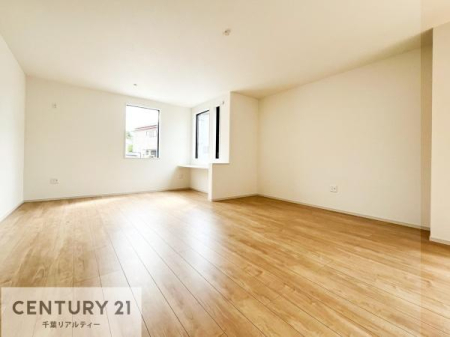 rO LX_CjOXy[XI肨HB΂yԂ߂܂BX̔܂I