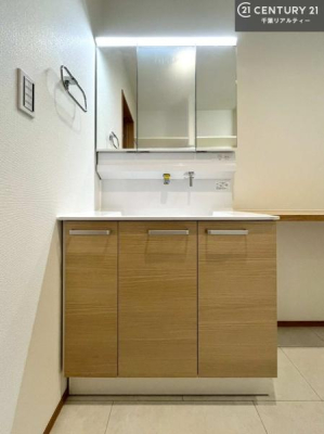 ʑEʏ Oʋdl̐ʏ́AgȂ݂₷I͎[ɂȂĂ܂BhC[₨ϓЕt̂ŐʑXbLƌ邱Ƃo܂I