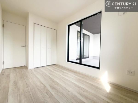 m oRj[ɖʂĂmłB邭肪ACł܂INāAOɏoĔwLт[ċzǂ}邱ƂołˁI