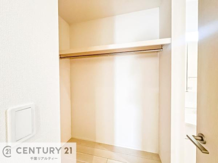 \z}() e[tI}ȂqlqĂU炩TbƕЕt܂ĨXy[X܂Ƃ肠邨o邱Ƃo܂Iidlj