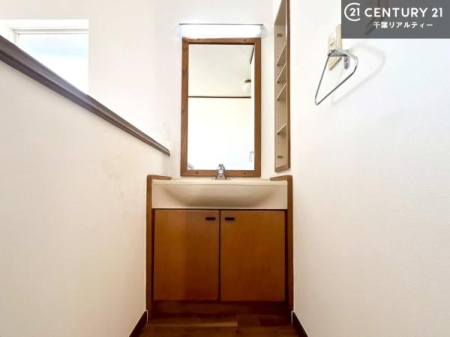 ʑEʏ PKƂQKɐʑ䂪̂ŁA̐gxxGĂĂ荇ɂȂɂI