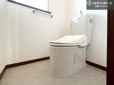 gC 1E2KɃgC܂I̖Zԑт҂ɂ݂łˁBƂ̂gCłꂪ₷łI