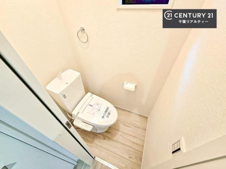 gC 1E2KɃgC܂I̖Zԑт҂ɂ݂łˁBƂ̂gCłꂪ₷łI