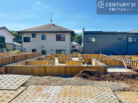 nOώʐ^ ݌zB͖邭JIȃrOŐVݔ̃Lb`ȂǉKȋԂL܂B