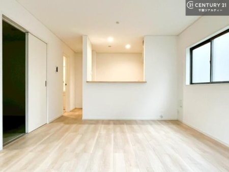 rO rOŜnΖʃLb`Ȃ̂ŁAql̗lqȂƂłqĂ₷SȊԎłI