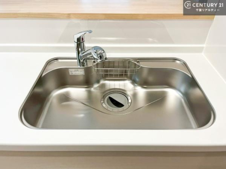 Lb` ChȃVNłˁI˂ɂ₷ƎyXdl̃VXeLb`łI
fUCƋ@\˂Lb`Ő܂ˁI