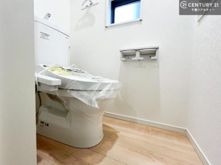 gC 1E2KɃgC܂I̖Zԑт҂ɂ݂łˁBƂ̂gCłꂪ₷łI