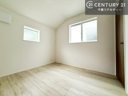 q VvɃfUCĂ邽߁AƋIт܂I
Cɓ̉ƋuĂ낰Ԃ邱Ƃł܂B
