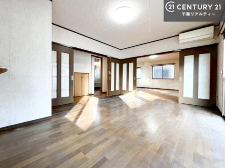 Q DޗḿA̖ڊo߂CǂłˁBԂƉ߂Ƃł܂BDF̃t[OǂȉƋɂ}b`܂I