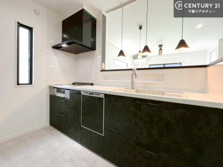 Lb` lC̑ΖʎVXeLb`̗pĂ܂IƑ̃R~jP[VRƑ݌vłB
qlɂڂ͂̂ŊłˁB[͂܂I