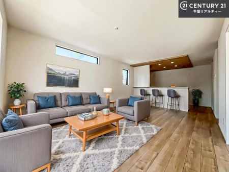 rO ƋCGp[XłBĴLXLDKI\t@[_CjOe[uuĂɂȂȂ̂ŉKɉ߂܂I
R~jP[V₷rOłI