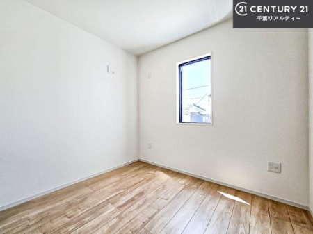 q |oȂ́Aql̂ƂĂSłI
[Xy[X[Ă̂ŎU炩TbƕЕt܂I