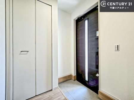  V[Y{bNXtȂ̂ŁAւЕt|₷łI
XbLւŌ˂JuԁÂSnԂo}Ă܂B
