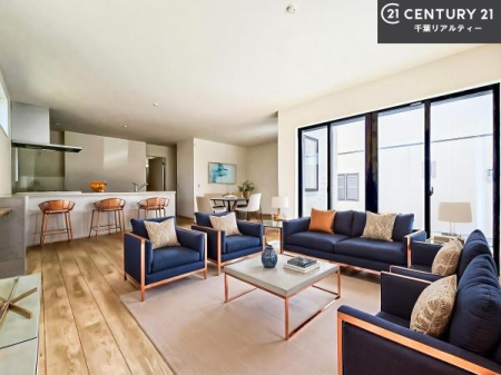 rO ƋCGp[XłBĴLXLDKI\t@[_CjOe[uuĂɂȂȂ̂ŉKɉ߂܂I
R~jP[V₷rOłI