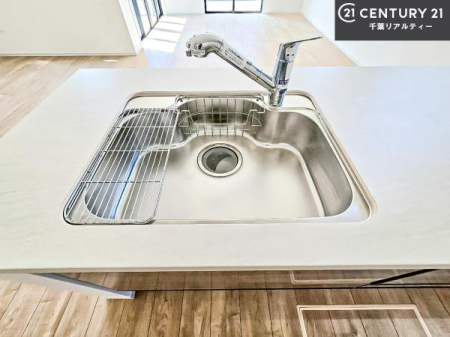 Lb` ChȃVNłˁI˂ɂ₷ƎyXdl̃VXeLb`łI
fUCƋ@\˂Lb`Ő܂ˁI