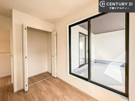 m oRj[ɖʂĂmłB邭肪ACł܂INāAOɏoĔwLт[ċzǂ}邱ƂołˁI