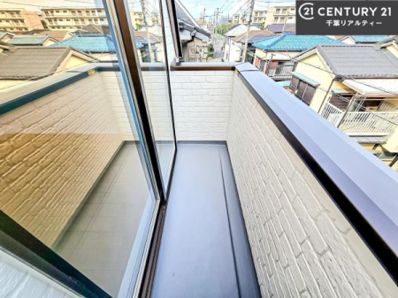 oRj[ zǍDȃoRj[łIꂽɂ͐nJIȎԂy߂܂B