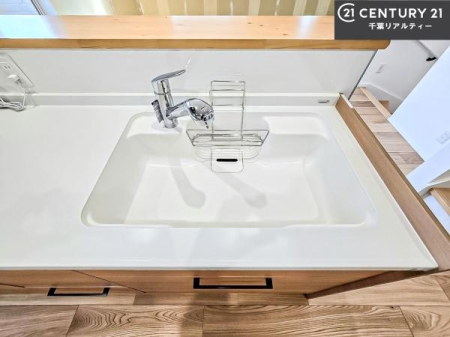 Lb` ChȃVNłˁI˂ɂ₷ƎyXdl̃VXeLb`łI
fUCƋ@\˂Lb`Ő܂ˁI