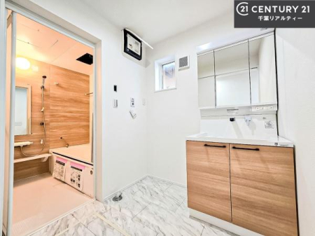 ʑEʏ Oʋdl̐ʏ́AgȂ݂₷I͎[ɂȂĂ܂BhC[₨ϓЕt̂ŐʑXbLƌ邱Ƃo܂I