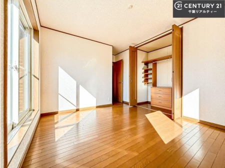 rOȊŐ VvɃfUCĂ邽߁AƋIт܂I
Cɓ̉ƋuĂ낰Ԃ邱Ƃł܂B