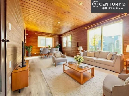 rO ƋCGp[XłBSnǂrO͉ƑRƏW܂܂BƑcR̎ԂłBƑƁAw[Ԃ߂łˁB邭JIȋԂłB