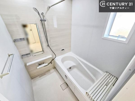  l͋̕C̃oX[́AVbNȃfUCŃoX^C[I
d撣Ă邲JɂD݂̓̓܂āAył݂Ă͂ł傤H