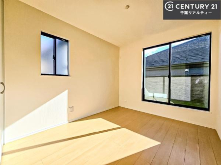 m oRj[ɖʂĂmłB邭肪ACł܂INāAOɏoĔwLт[ċzǂ}邱Ƃł܂B