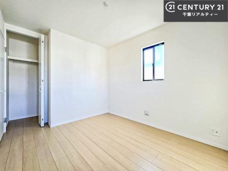 rOȊŐ VvɃfUCĂ邽߁AƋIт܂I
Cɓ̉ƋuĂ낰Ԃ邱Ƃł܂B