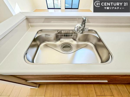 Lb` ChȃVNłˁI˂ɂ₷ƎyXdl̃VXeLb`łI
fUCƋ@\˂Lb`Ő܂ˁI