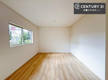 rOȊŐ VvɃfUCĂ邽߁AƋIт܂I
Cɓ̉ƋuĂ낰Ԃ邱Ƃł܂B